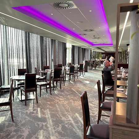 Tynecastle Park Hotel Edinburgh Exterior photo
